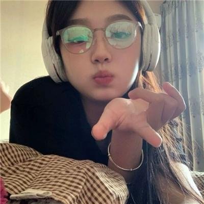 静静的嘛呢石